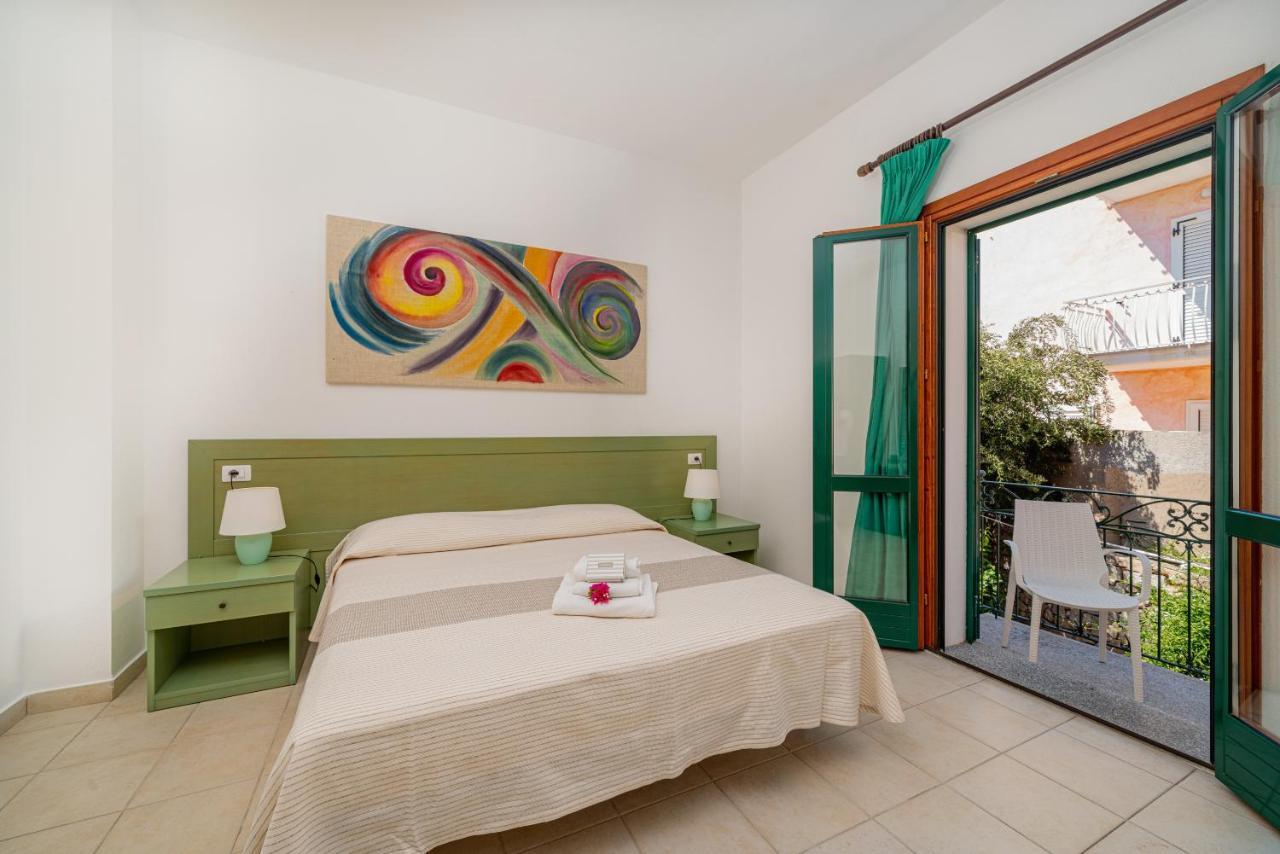 Hotel Marinaro Santa Teresa Gallura Dış mekan fotoğraf