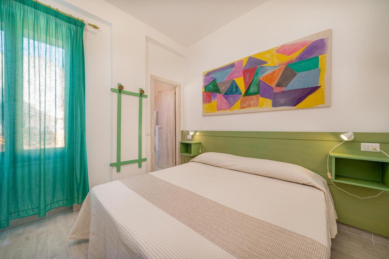 Hotel Marinaro Santa Teresa Gallura Dış mekan fotoğraf