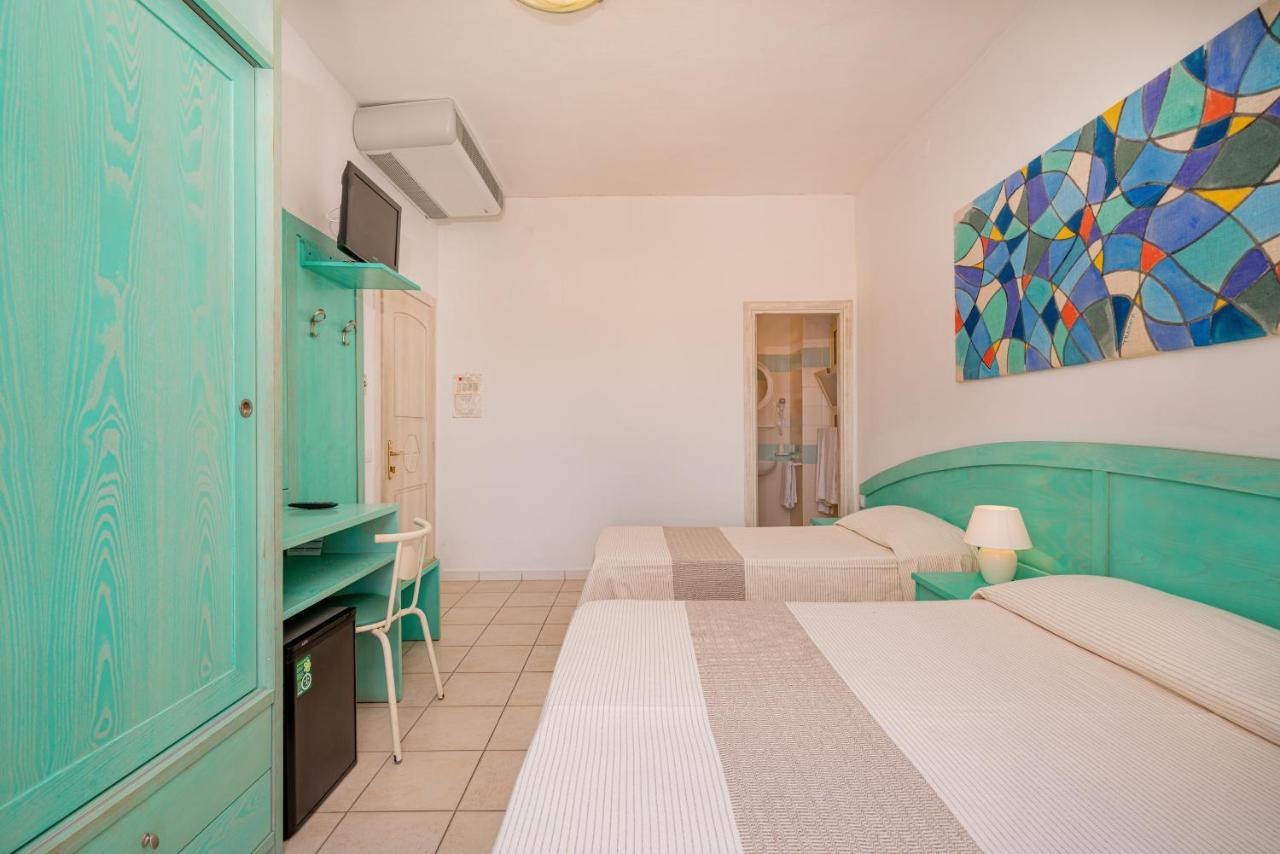 Hotel Marinaro Santa Teresa Gallura Dış mekan fotoğraf