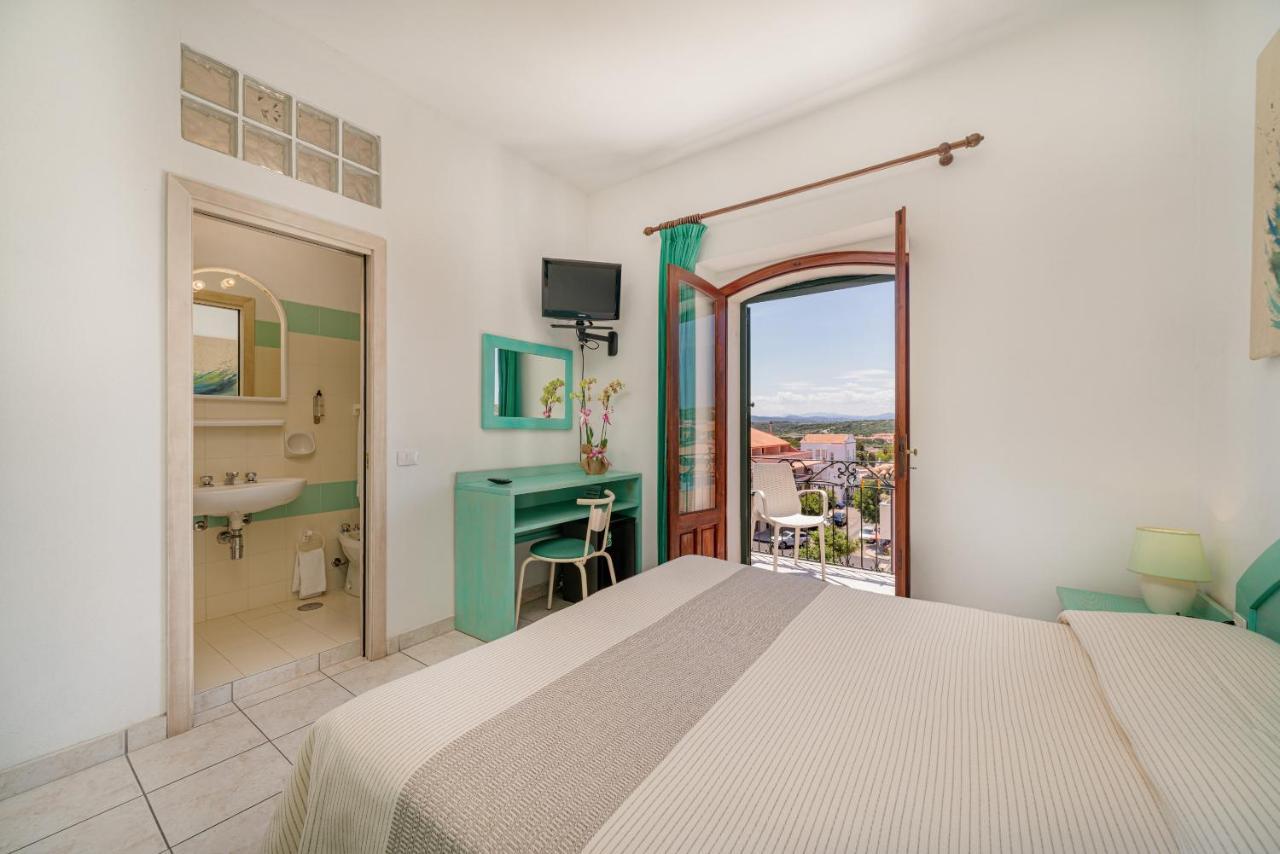 Hotel Marinaro Santa Teresa Gallura Dış mekan fotoğraf